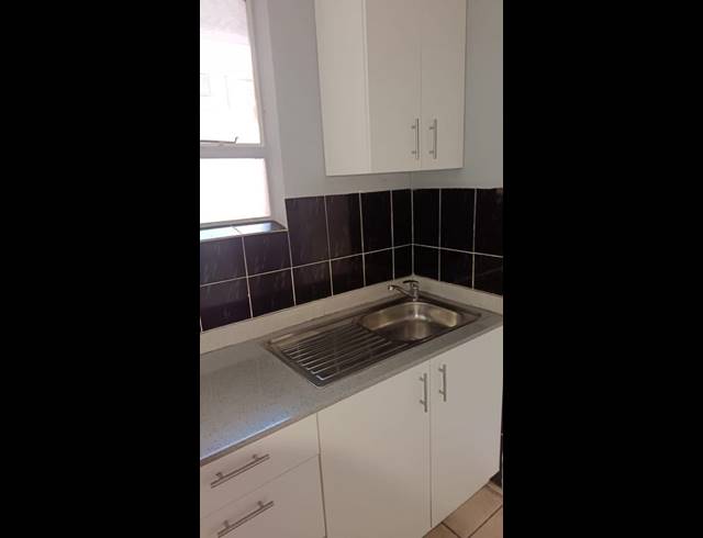 1 BEDROOM PROPERTY TO RENT IN MORNINGSIDE